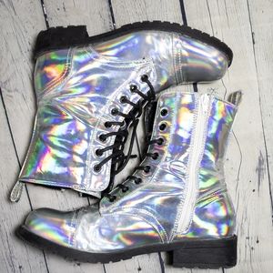 Chrome Holographic Comeback Boot.